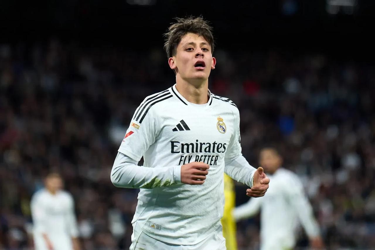 南宫体育-包含德布劳内新星突破纪录表现惊艳，皇家马德里未来可期！的词条