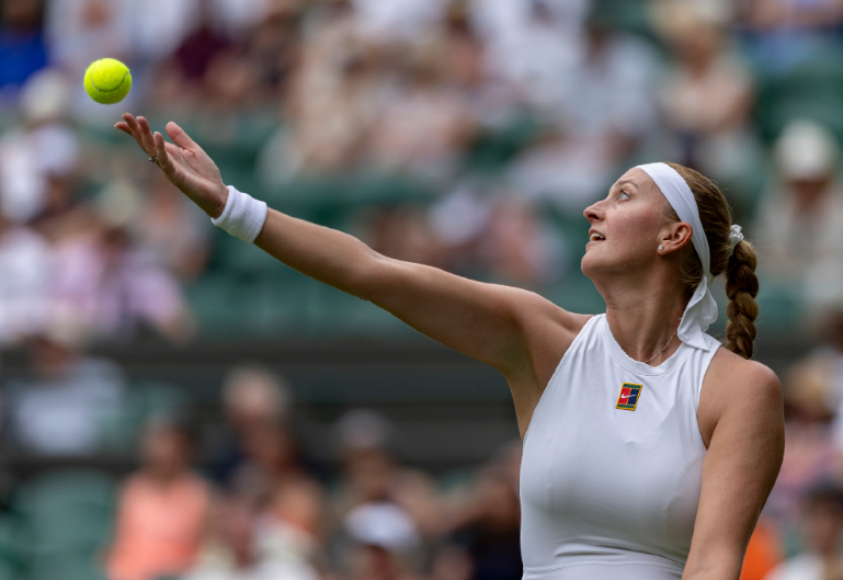 南宫体育-科维托娃爆冷击败快船，赛况扑朔迷离引爆全场！的简单介绍