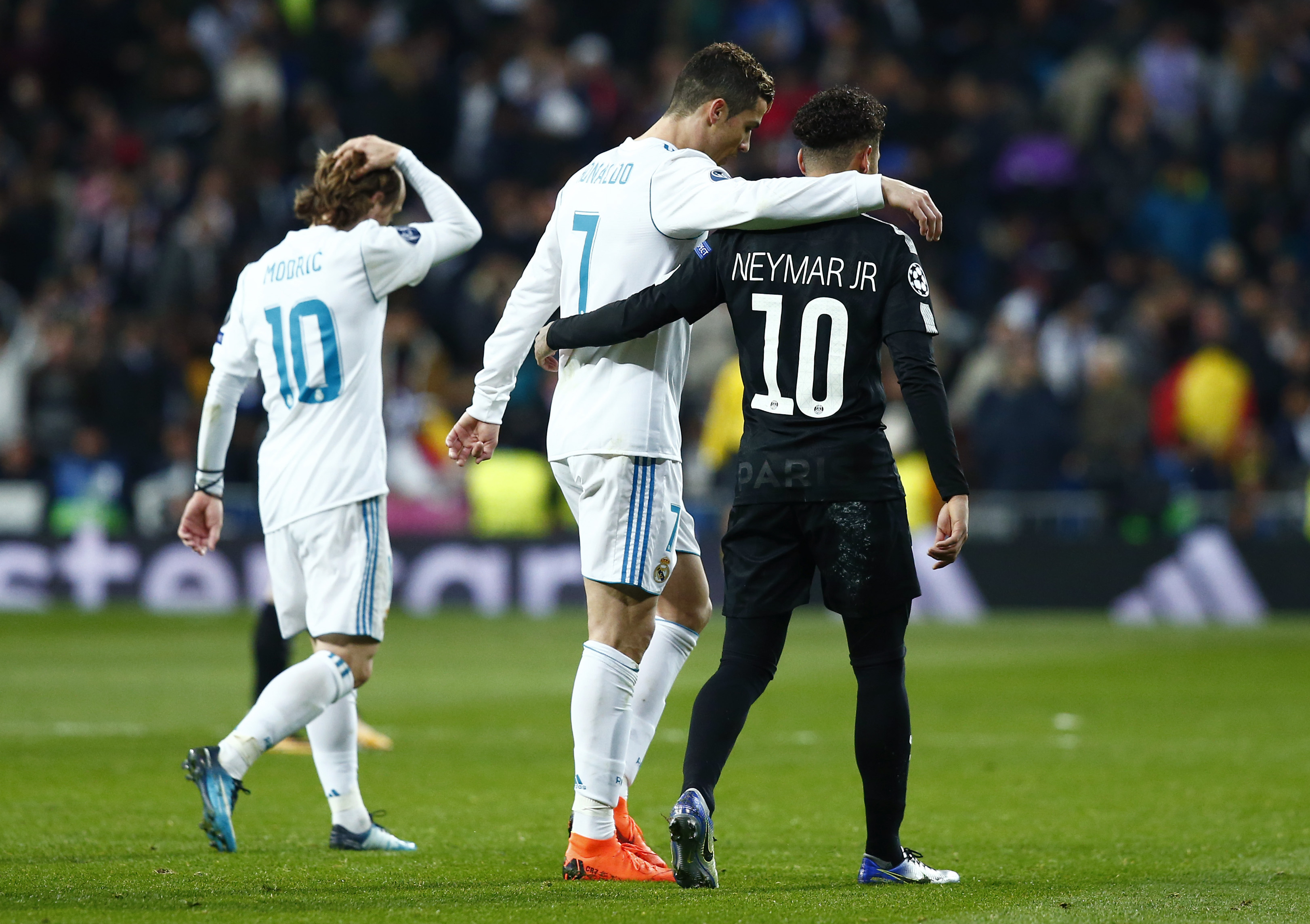 南宫体育-包含内马尔回归赛场，爆冷首场状态亮眼，尤文图斯观众沸腾！的词条